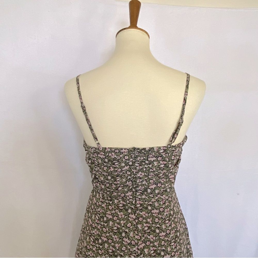 MISSGUIDED ROMPER FLORAL PRINT - Picture 10 of 15